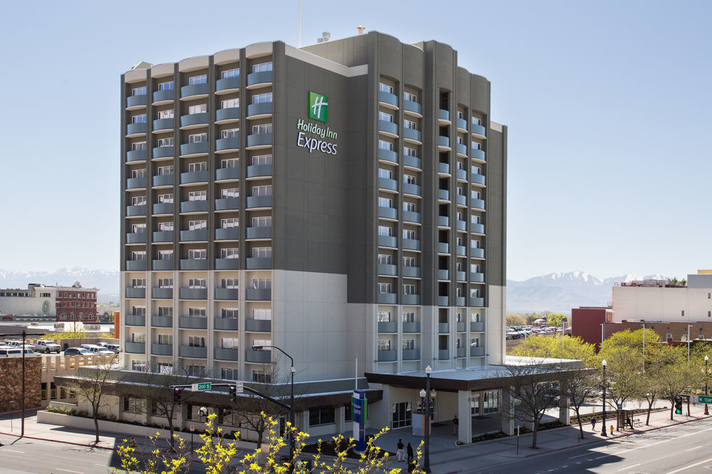 Holiday Inn Express & Suites Austin Nw - Four Points By Ihg Exterior photo